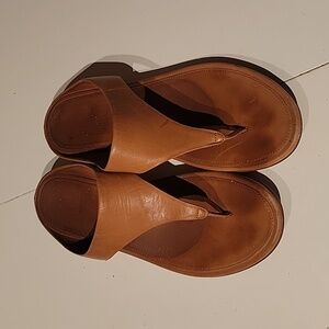 Fitflop leather sandals size 10